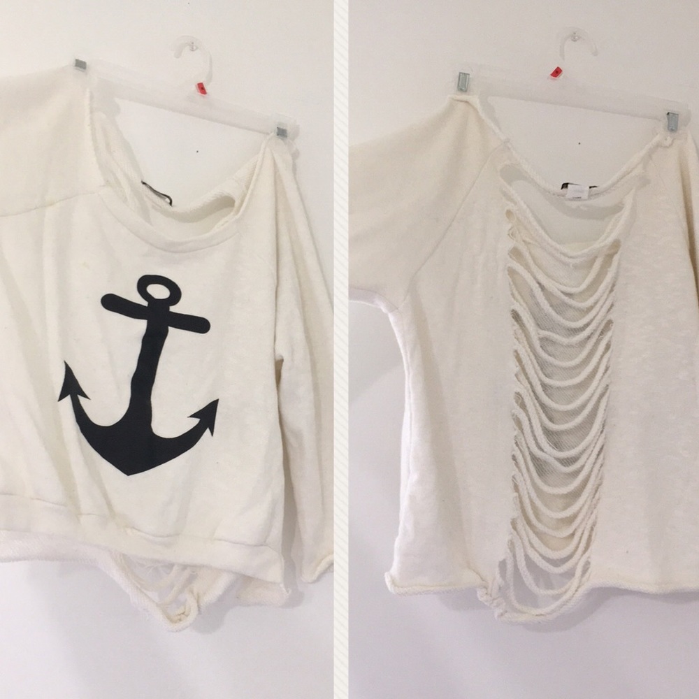 ✨3/$25! Anchor sweatshirt with see through back